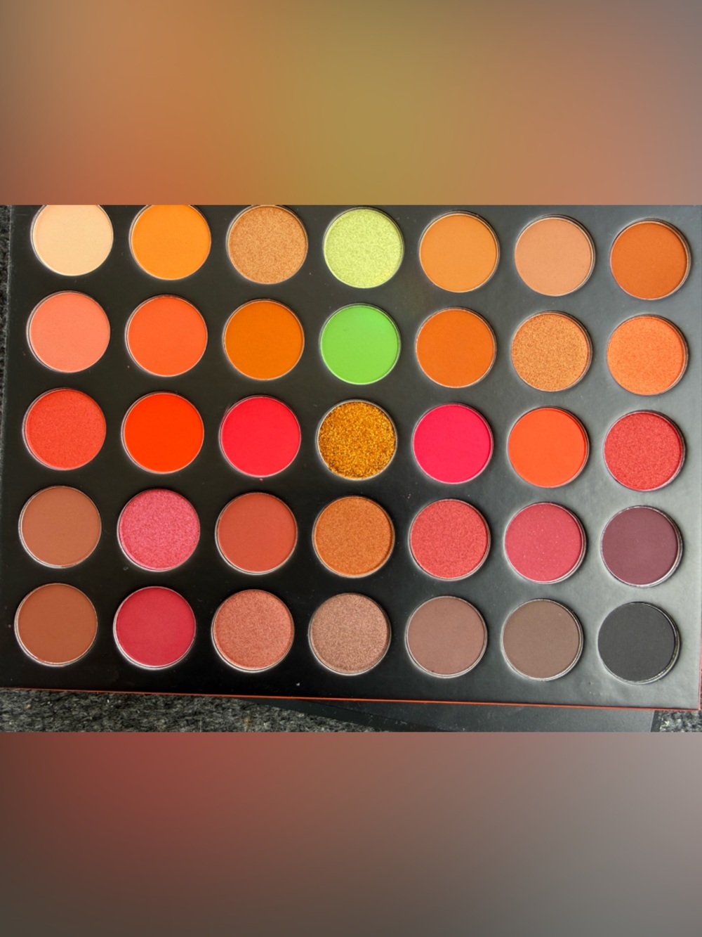 4-Morphe Eyeshadow Makeup Palettes - Picture 7 of 12